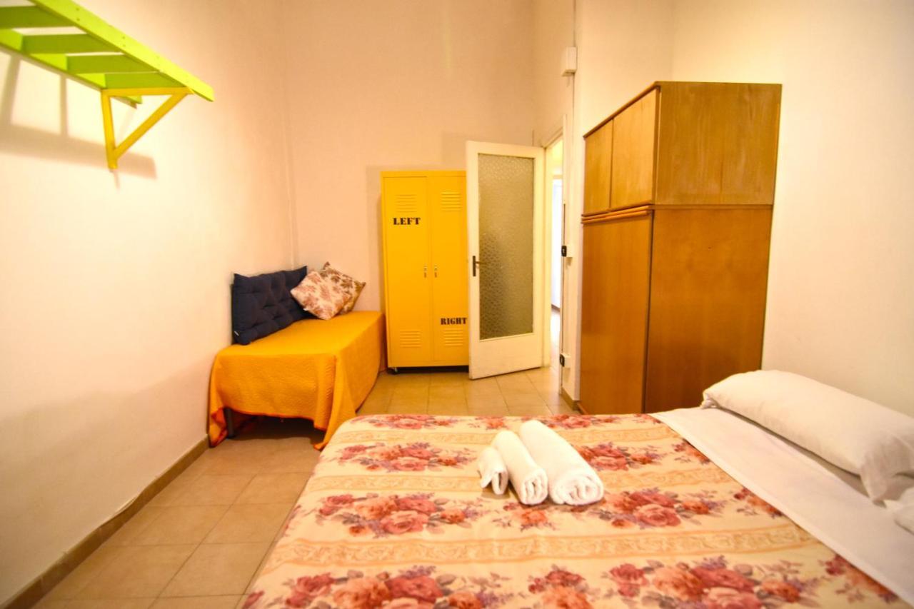 Iside Apartment Napels Buitenkant foto